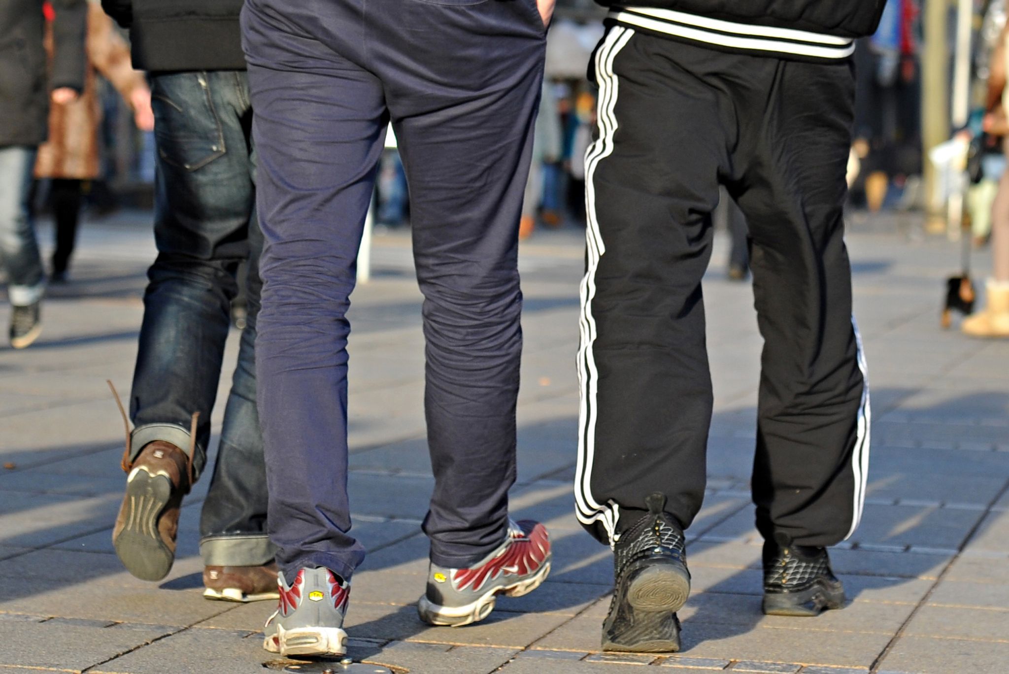 Запрет на ношение спортивных брюк в школе вызывает дискуссию